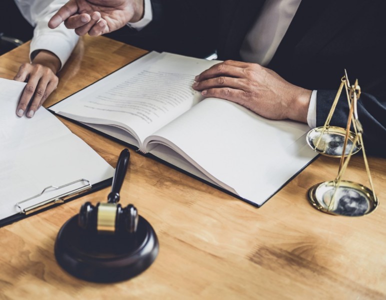 ffl website solicitor vs barrister